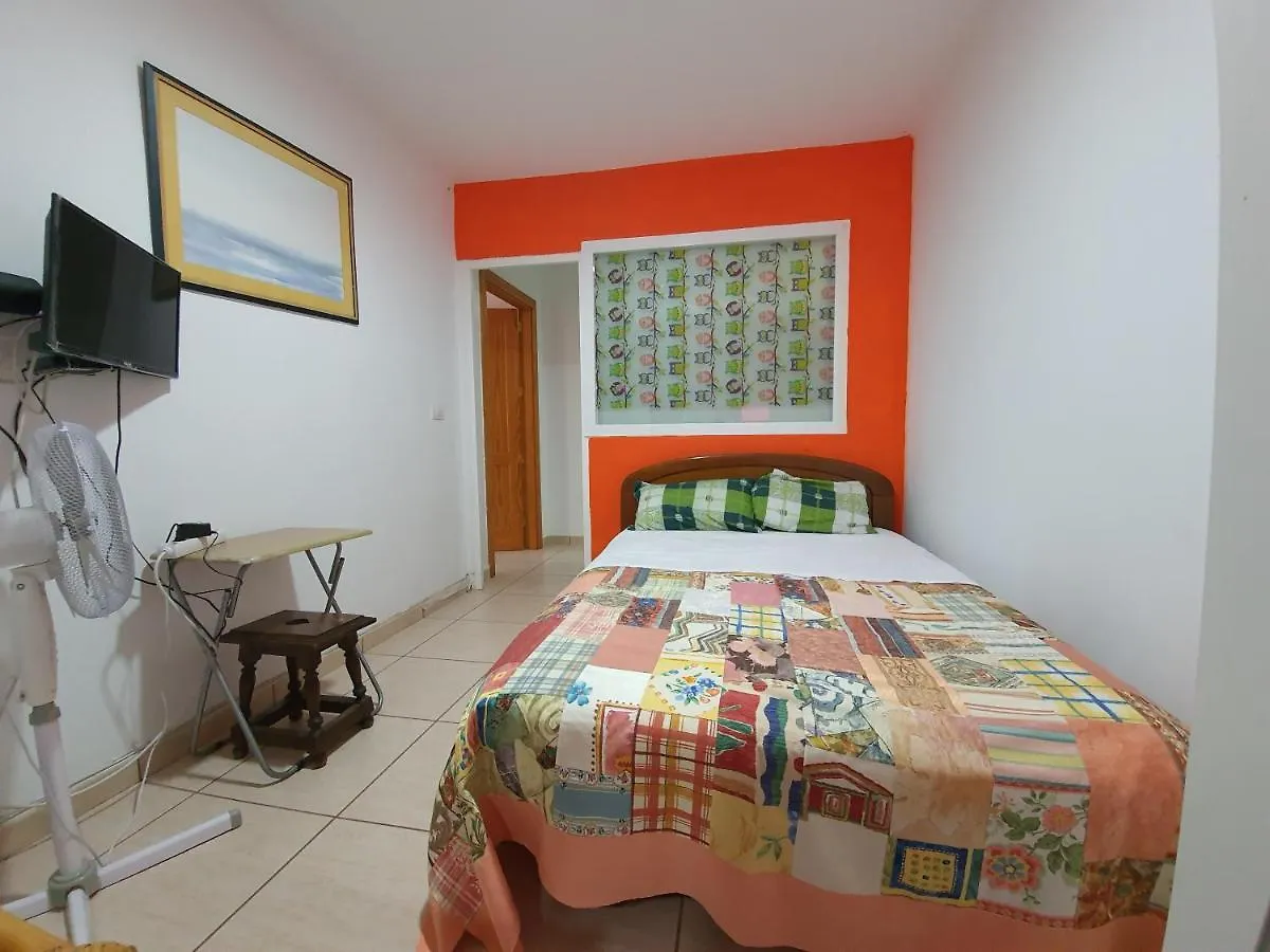Affittacamere Doramas Private Rooms Shared Toilet Playa del Inglés